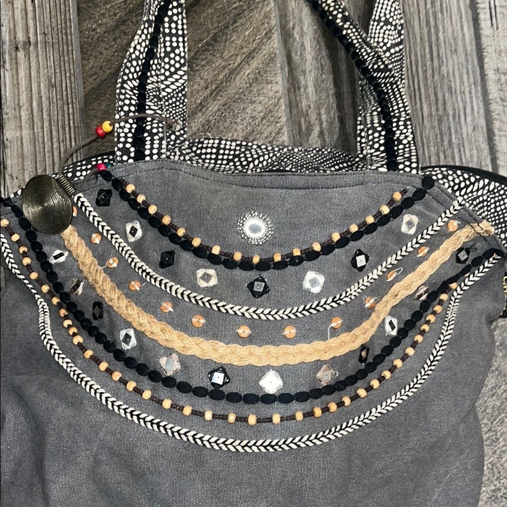 Catori Elegant boho Black and Tan Tote with Eye-Catching Design - Picture 2 of 4